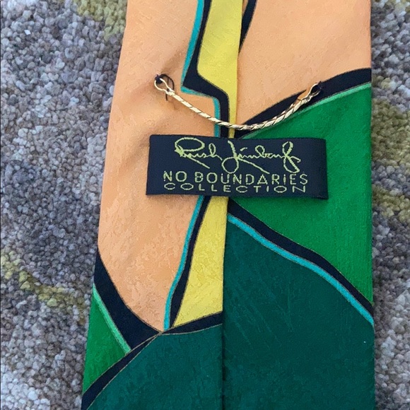 “No boundaries” tie - Picture 3 of 3